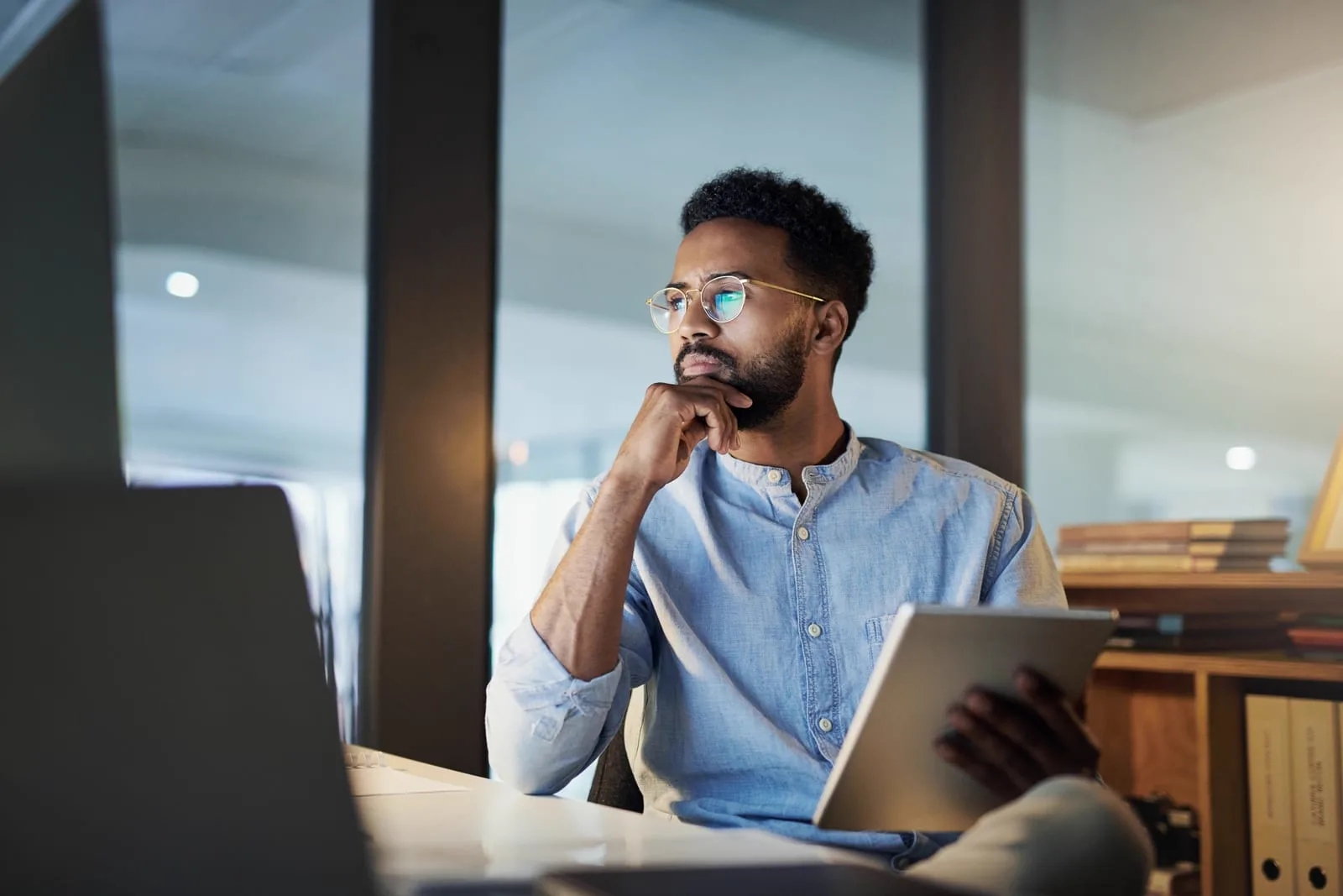 Professional using digital tools for modern back-office support